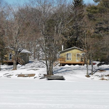 Muskoka Shores Cottages ポート・カーリング エクステリア 写真