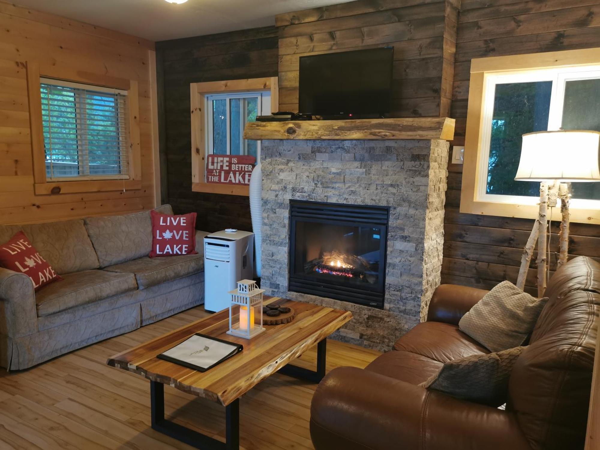 Muskoka Shores Cottages ポート・カーリング エクステリア 写真