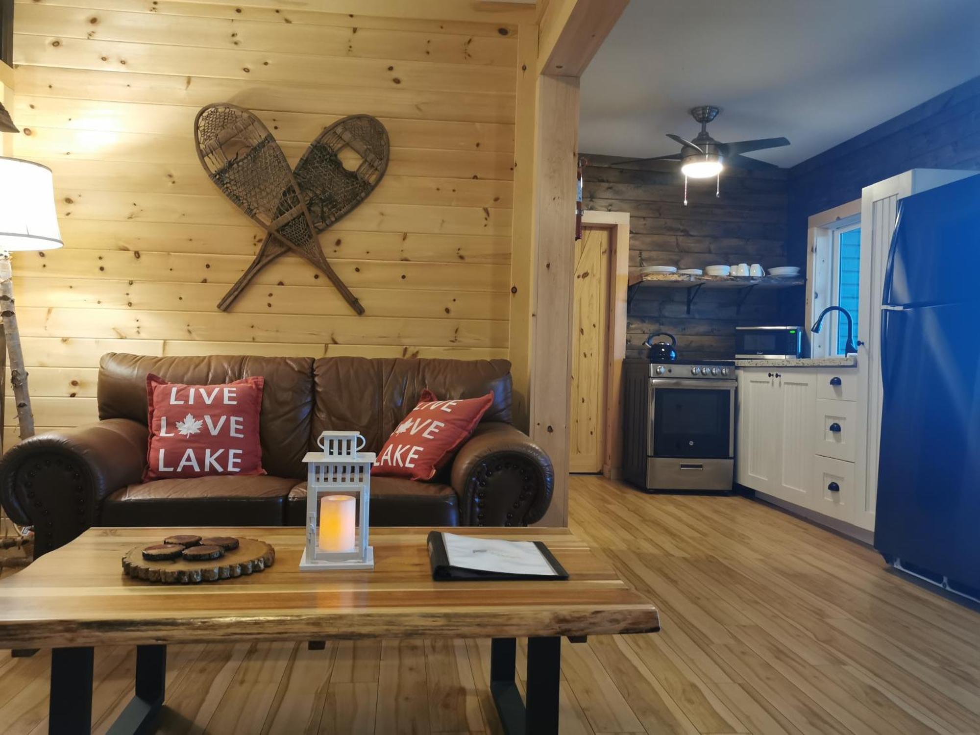 Muskoka Shores Cottages ポート・カーリング エクステリア 写真