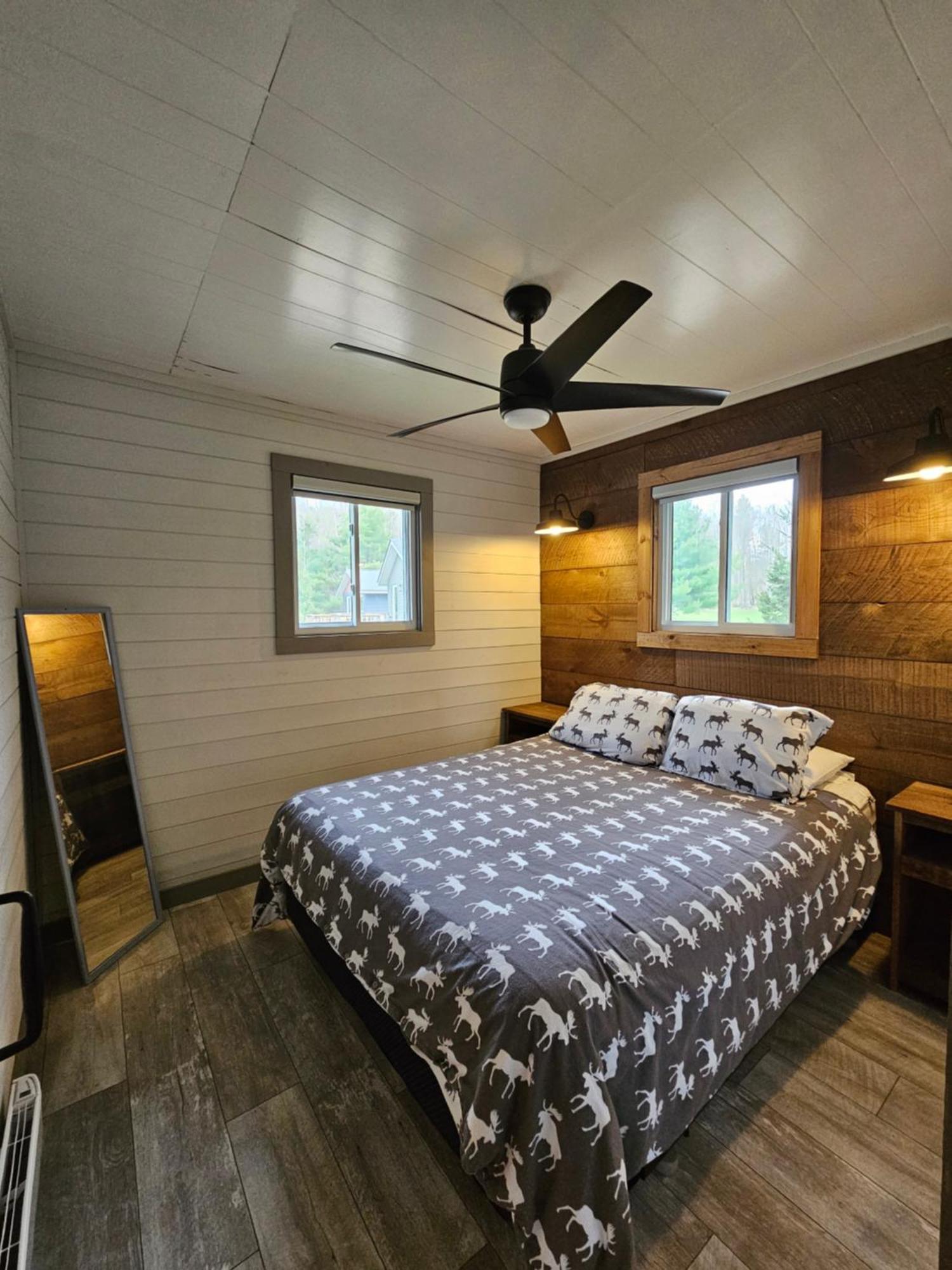Muskoka Shores Cottages ポート・カーリング エクステリア 写真